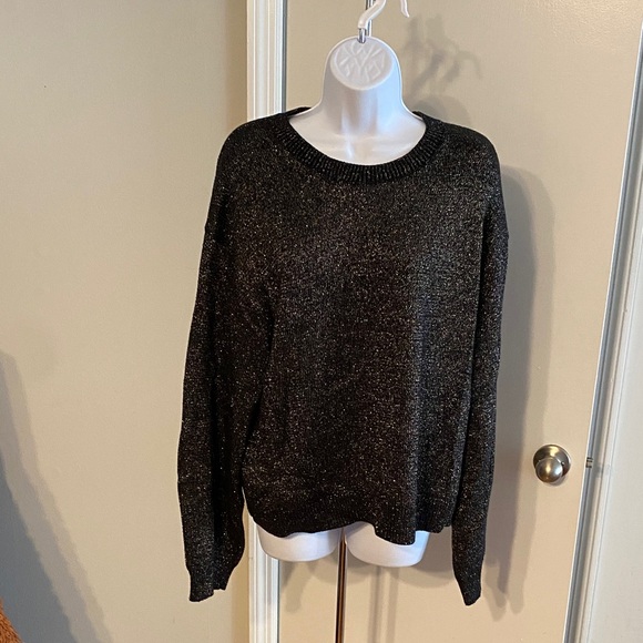 Velvet Sweater - Picture 3 of 8